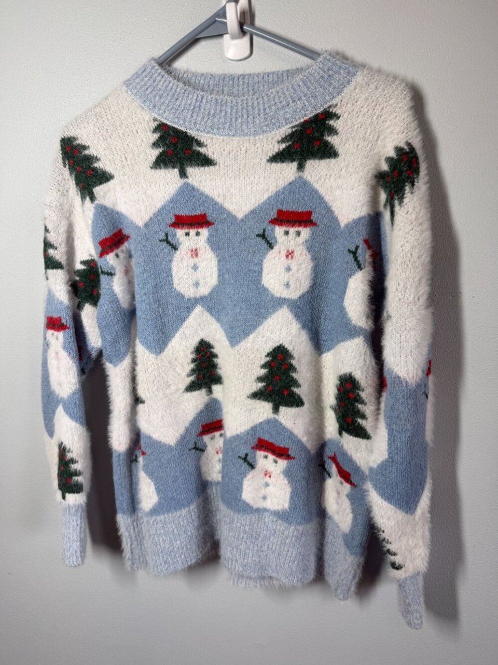 Snowman/Christmas Tree Fuzzy Knit Sweater Winter Holiday Medium Christmas Cozy